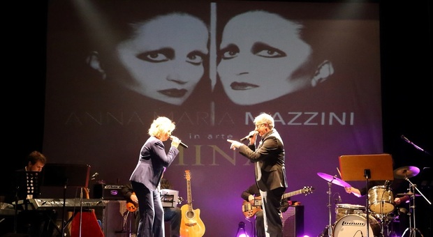 Susanna Amicucci e Paolo Notari sul palco del Teatro Cortesi di Sirolo