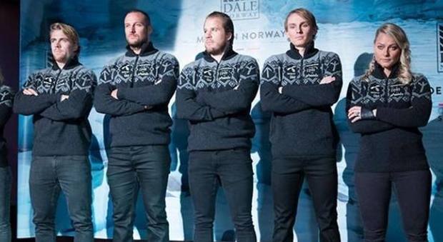 Le nazionale norvegese di sci diventa oggetto di polemiche per le rune sulle felpe della squadra
