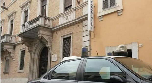 La caserma dei carabinieri a Foligno