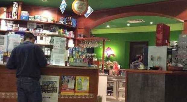 ​Furto di “bionde” al bar per 5mila euro: «Colpa dello Stato Italiano»