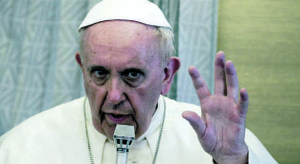 Vatileaks, Papa Francesco: continuerò pulizia iniziata da Ratzinger