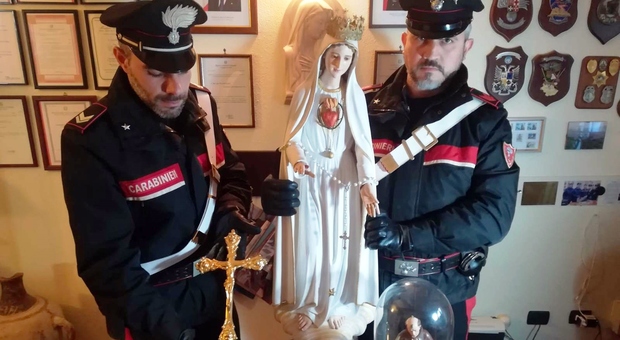 Furti in chiesa a Ischia, ritrovata la Madonna benedetta da Wojtyla