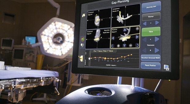 Un robot per le protesi del ginocchio. L’Ospedale San Carlo di Nancy introduce il sistema NAVIO