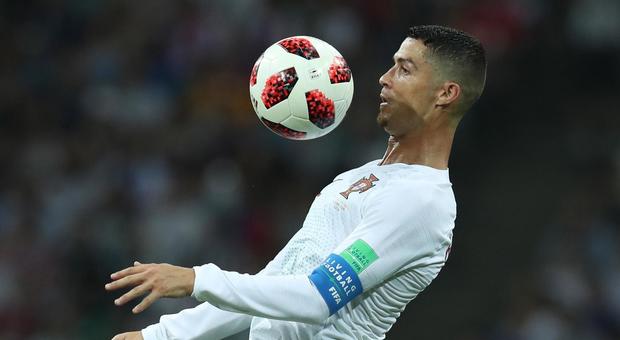 Cristiano Ronaldo in vacanza in Grecia, pronto a partire per Torino