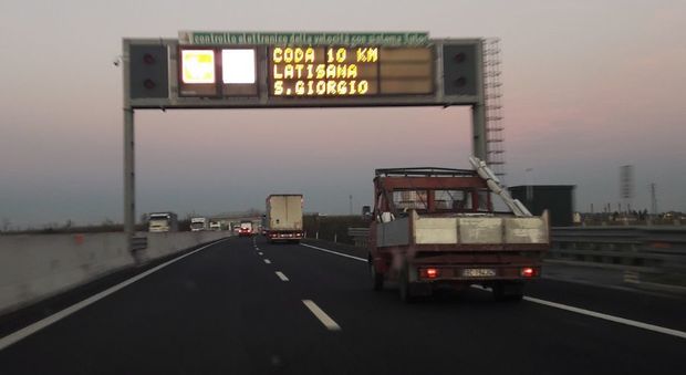 Allerta traffico per l'ennesimo incidente in A4 in direzione Trieste