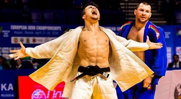 Rio 2016, Basile vince l'oro nel judo e conquista il web (con i suoi addominali)
