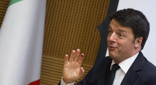 Clandestinità, Renzi frena: inopportuno depenalizzare ora