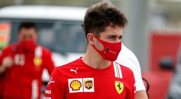 Ferrari, Leclerc positivo al Covid: «Sono isolato in casa con sintomi lievi»