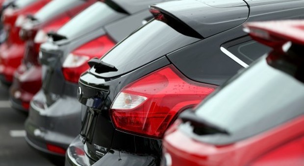 Mercato auto: l'Europa continua a crescere, a giugno +5,1%. Vola Jeep: +72%