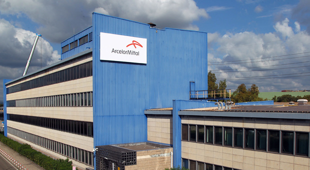 Ex Ilva, ArcelorMittal: «1400 operai in cassa integrazione da luglio»
