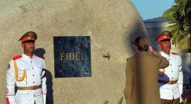 Cuba, Fidel sepolto nella sua Santiago: l'ultimo saluto al Lìder Maximo