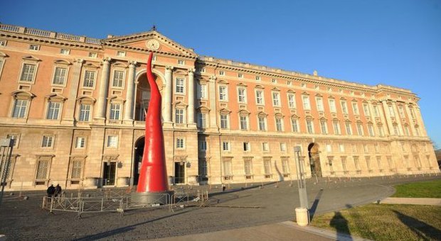 Caserta, Expo 2015 vuole a Milano il «corno» che denunciò i problemi della Reggia