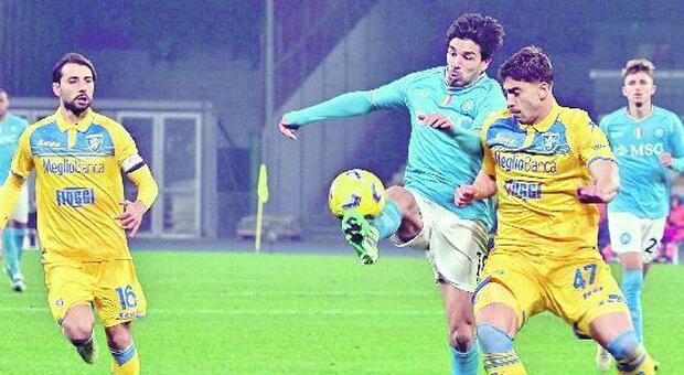 Frosinone, sos difesa: contro la Juve formazione "stile" Napoli