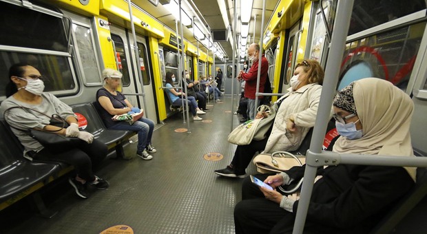 Napoli, azienda a rischio crac: introvabili i biglietti per bus e metrò
