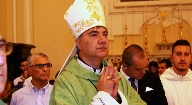 Battaglia nuovo arcivescovo di Napoli, arriva la nomina di Papa Francesco: «Lotterò per giustizia, onestà, lavoro»