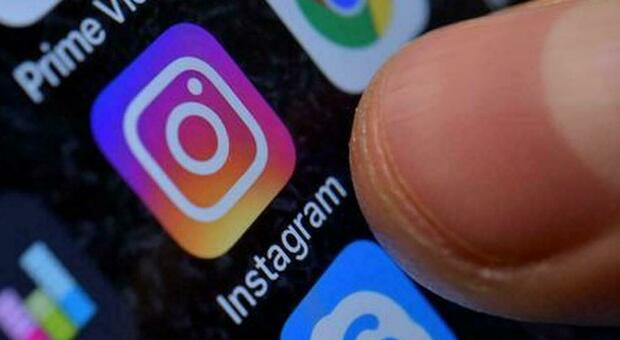 Instagram down, milioni di utenti disconnessi per un'ora e mezza: cosa è successo