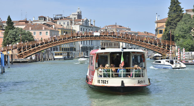 Venezia, il ticket d'ingresso è legge Ai turisti può costare anche 10 euro