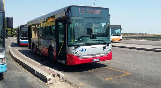 Trasporti, i sindacati contro l'Amat di Taranto scrivono alla Regione: «Anomalie nei turni»