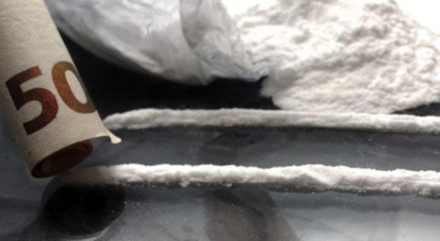Cocaina tagliata con la cocaina: nei guai anche il buttafuori amico di Trifone