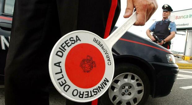 Pescara, bloccati tre ladri in trasferta: nell'auto apparecchi per le intercettazioni telefoniche