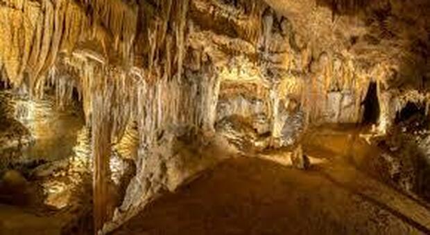A Frasassi l’uomo vivena in grotta 16mila anni fa