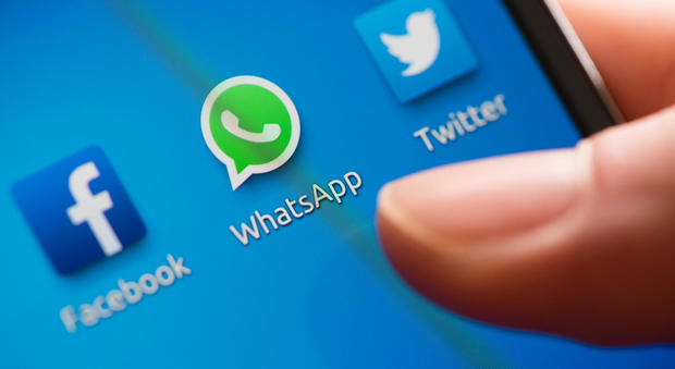 WhatsApp nella bufera per i video hard: il Garante apre un'istruttoria