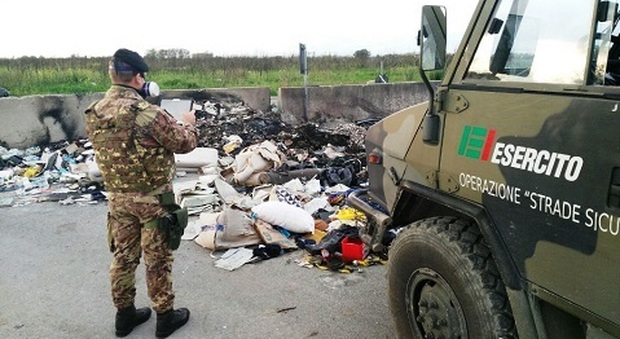 Terra dei Fuochi, multate cinque aziende su sei per irregolarità nella gestione dei rifiuti