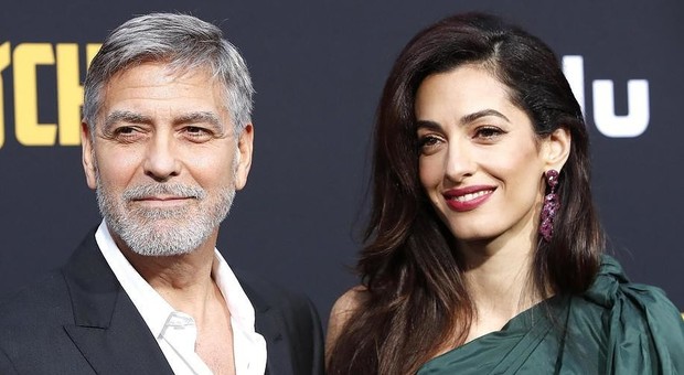 «Italian Bonnie e Clyde»: arrestata coppia di italiani in Thailandia: truffato anche Clooney