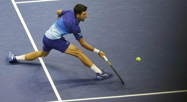 Tennis, Djokovic sfida ai quarti Berrettini: «Se Matteo serve bene, sarà dura»