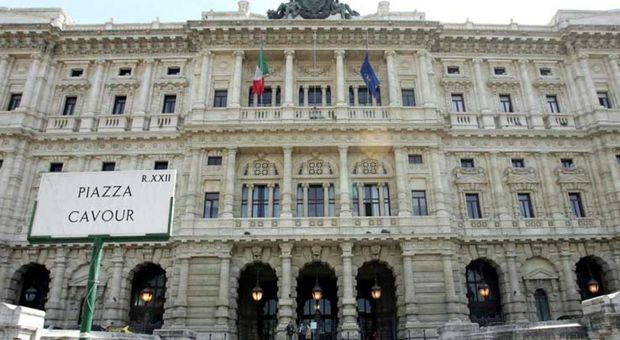 Cassazione conferma: seimila euro di multa all'Agenzia delle Entrate per avere diffuso le dichiarazioni dei contribuenti