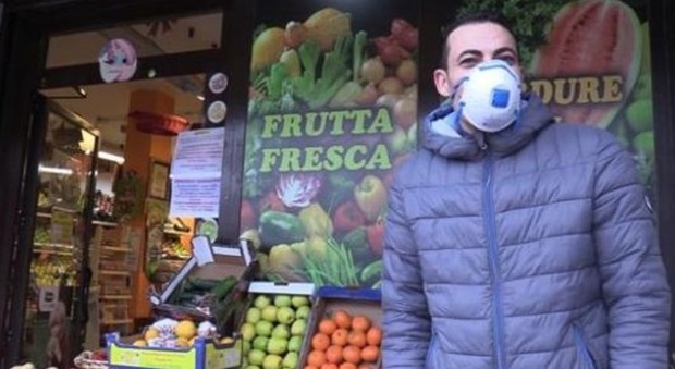 Coronavirus a Napoli, avanza il caro spesa con gli ortaggi al 30% in più: «Pericolo sciacalli»
