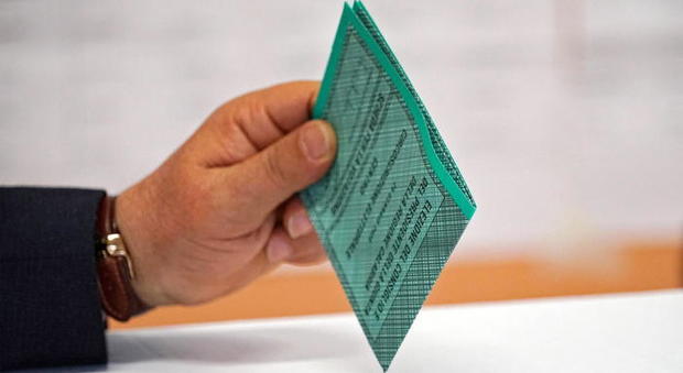 Elezioni regionali, i prossimi appuntamenti in Campania, Liguria, Marche, Puglia, Toscana e Veneto. Si vota anche a Reggio Calabria e Venezia