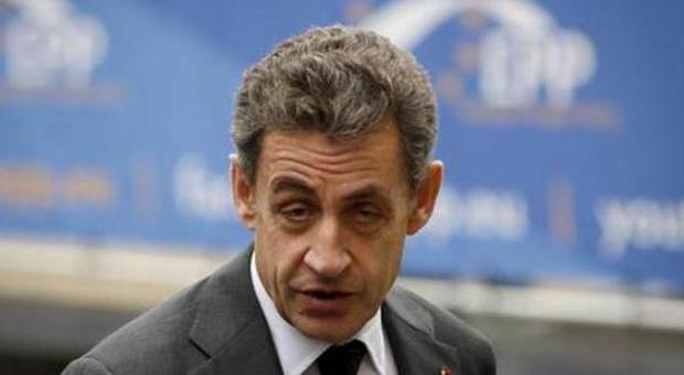 Sarkozy, gaffe letteraria su Victor Hugo: sul web scatta la presa in giro