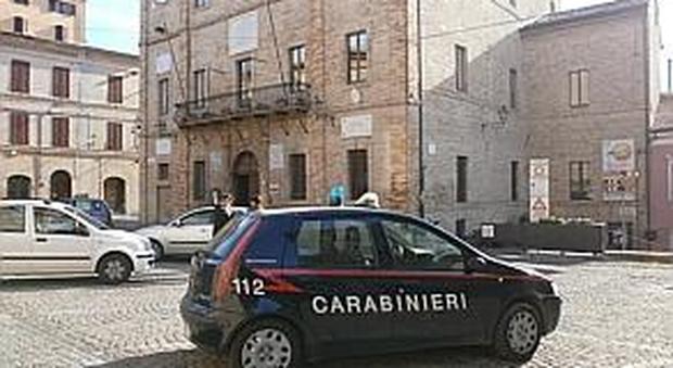 I carabinieri indagano sula lite in strada