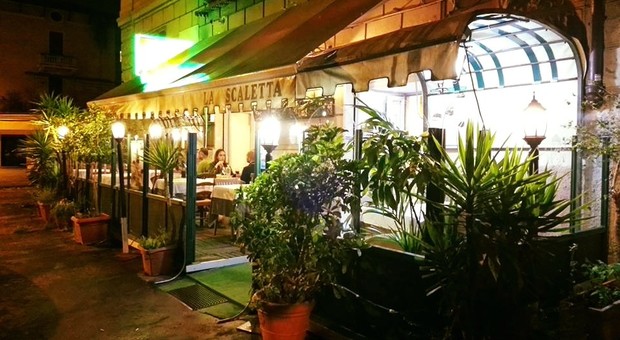 La Scaletta a Roma, ristorante-pizzeria che scivola sulla qualità. E l'attesa è infinita