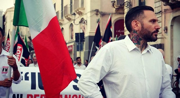 Militante di Forza Nuova legato mani e piedi e pestato in strada a Palermo