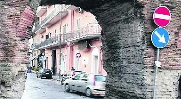 Napoli, è allarme ai Ponti Rossi: lesionati gli archi di epoca romana