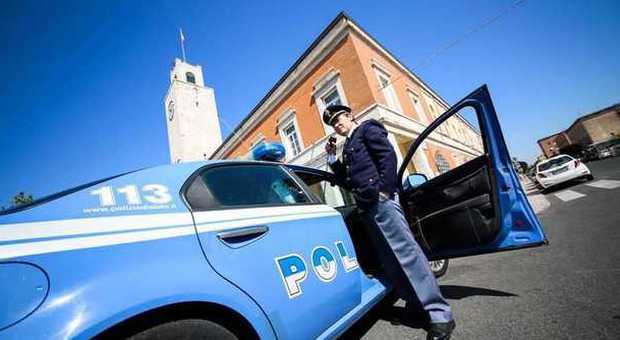 Latina, spacciavano tra il capoluogo e Cisterna: blitz all'alba della polizia, venti arresti