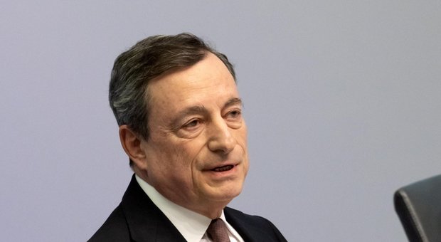 Bce, Draghi: pronti ad agire, useremo tutti gli strumenti a disposizione