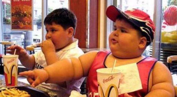 Italiani sempre più sovrappeso, primato europeo per i bimbi obesi