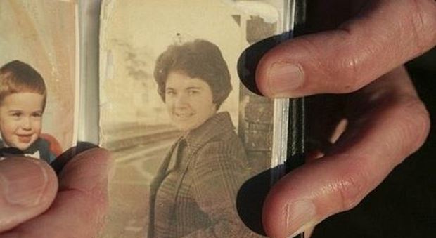 Usa, perse la fede nuziale 15 anni fa: la ritrova due mesi dopo la morte della moglie