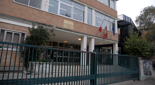 Studenti troppo ansiosi, il liceo Giordano Bruno abolisce i voti per un quadrimestre