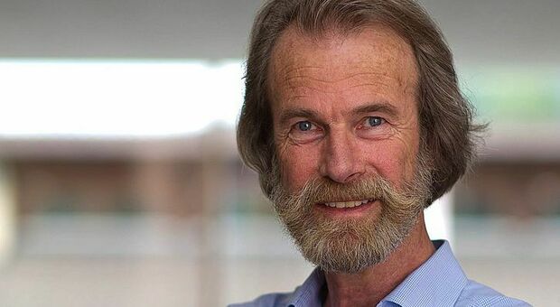 Konrad Steffen morto, il noto climatologo svizzero è caduto in un crepaccio in Groenlandia