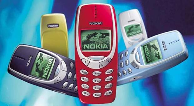 Ritorna il Nokia 3310: il cellulare più venduto della storia