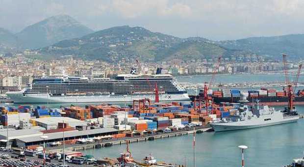 Porto di Salerno, boom container: traffico cresciuto del 25%