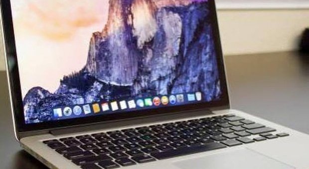 Apple, documento rivela: «Un chip nei nuovi Macbook permette solo alla casa madre di ripararli»