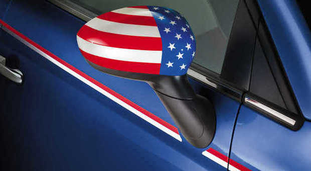 La Fiat 500 e la bandiera americana, un amore ormai consolidato