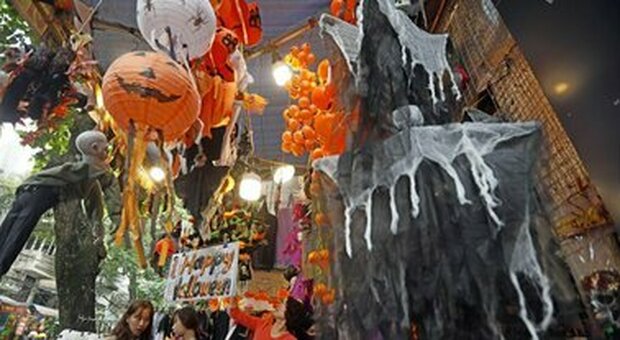 Halloween senza festa per colpa del Covid: casi in aumento ad Acquaviva, il sindaco corre ai ripari