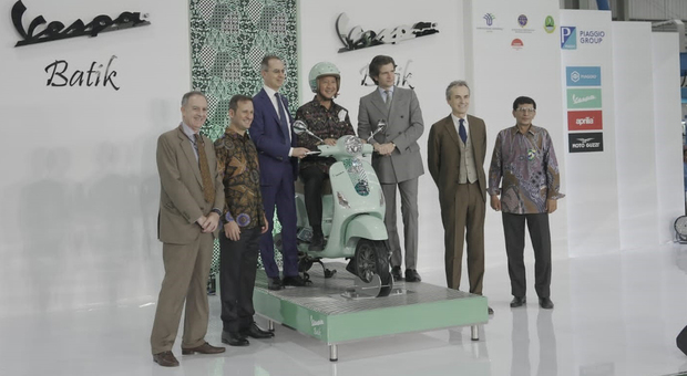 Lo stabilimento è stato inaugurato alla presenza delle autorità indonesiane, tra le quali il ministro dell’Industria, Agus Gumiwang Kartasasmita, e dell’ambasciatore italiano in Indonesia, Benedetto Latteri