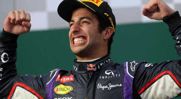La gioia di Daniel Ricciardo sul podio prima della squalifica